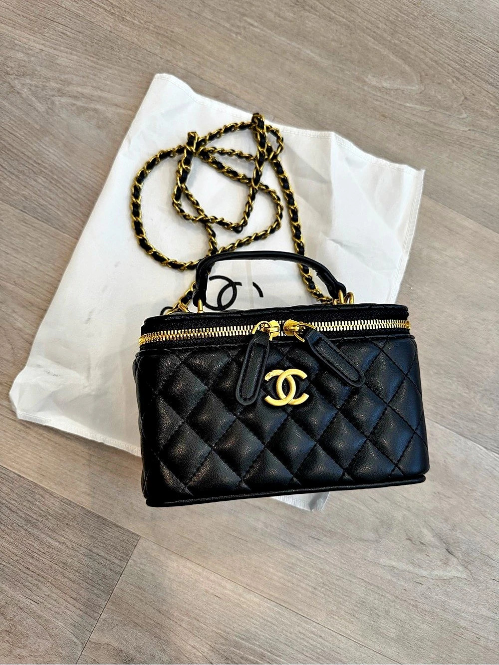 Quilted Caviar Small Vanity Case with Chain Black Crossbody Bag